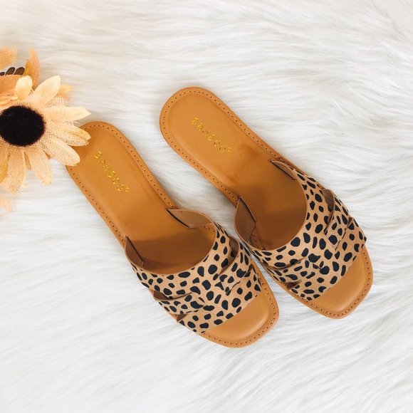 NEW‼️CHEETAH SLIP-ON - shoe - Picture 4 of 4